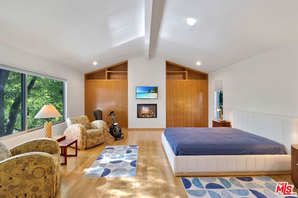 Bedroom, Fireplace, Interior, Recessed Lighting, Wood Texture Flooring