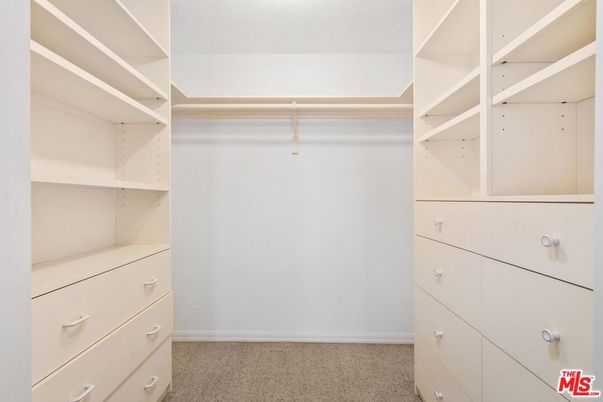 Interior, Walk-in Closets