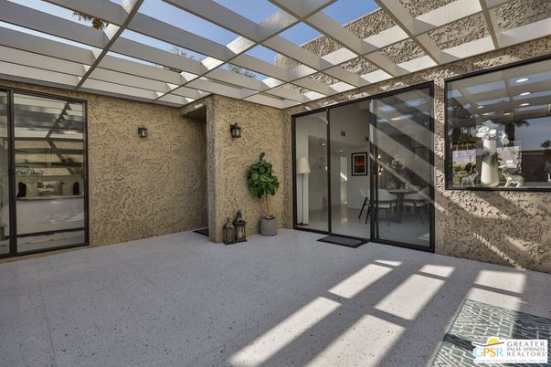 Glass Ceilings, Interior, Sun Room