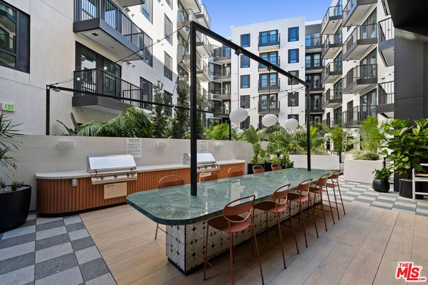 Exterior, Hot Tub