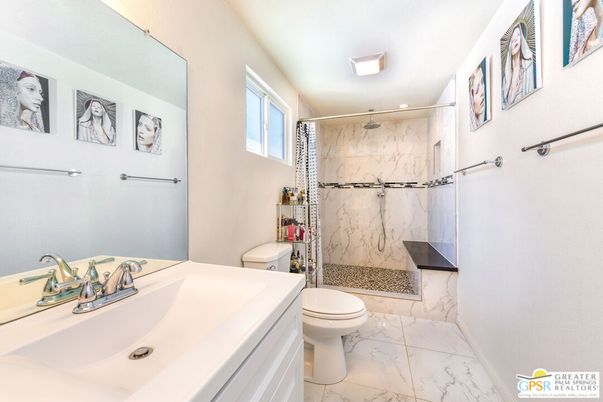 Bathroom, Interior, Marble, Marble Walls, Recessed Lighting