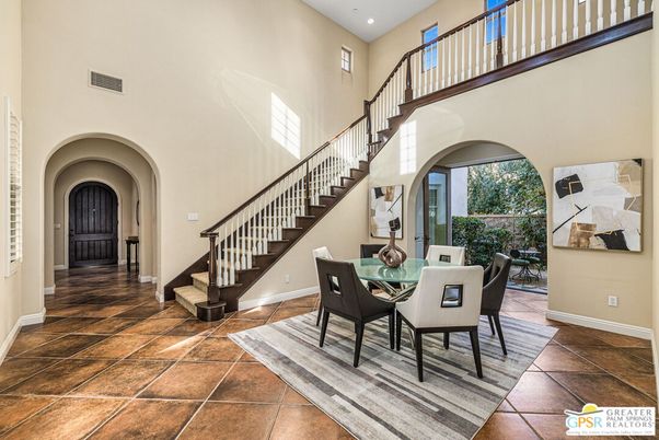 Dining room, Interior, Recessed Lighting