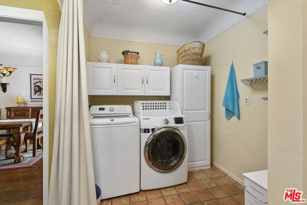 Dining room, Interior, Washer