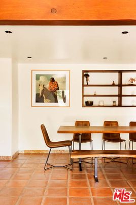 Dining room, Interior, Recessed Lighting