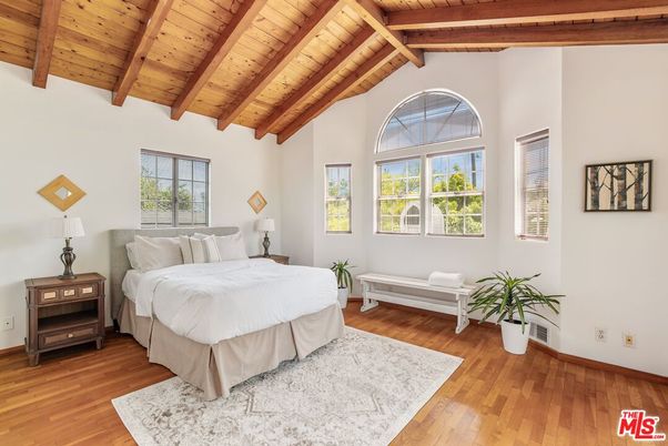 Bedroom, Interior, Wooden Beams, Wooden Ceilings, Wood Texture Flooring