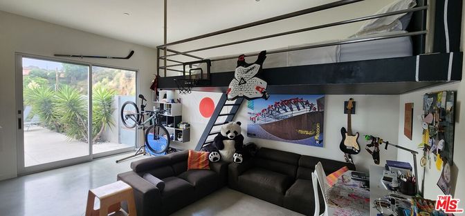 Interior, Living room