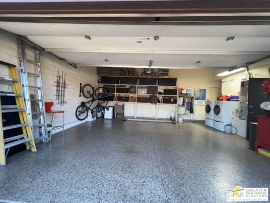 Garage, Interior, Washer