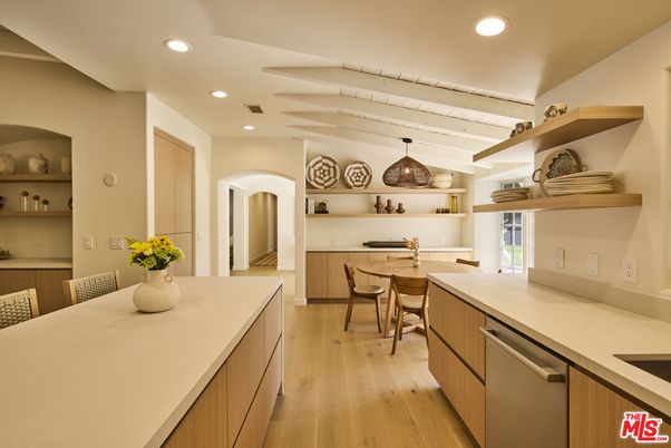 Dining room, Interior, Kitchen, Recessed Lighting, Wood Texture Flooring
