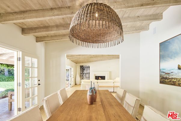 Dining room, Fireplace, Interior, Living room, Water, Wooden Beams, Wooden Ceilings