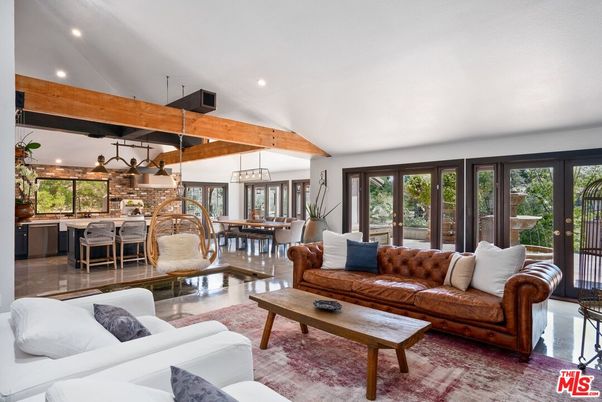 Dining room, Interior, Kitchen, Living room, Pendant Lights, Recessed Lighting, Wooden Beams