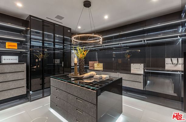 Interior, Kitchen, Pendant Lights, Recessed Lighting