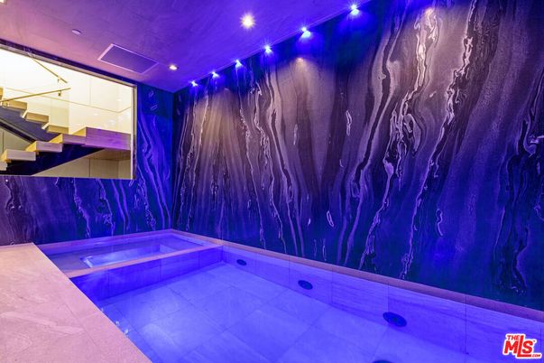 Interior, Pool, Recessed Lighting