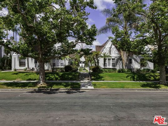 Exterior, Facade, Tudor Revival