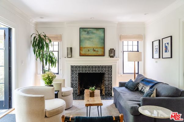 Fireplace, Interior, Living room, Recessed Lighting