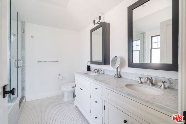 Bathroom, Dual Sink Vanities, Glass Shower, Interior
