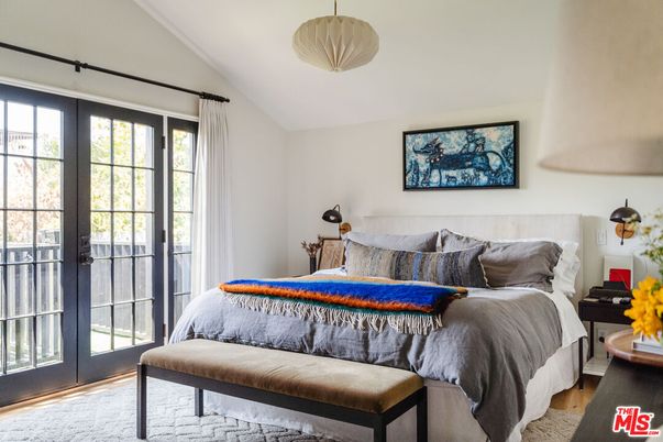 Bedroom, Interior, Pendant Lights, Wood Texture Flooring
