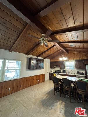 Dining room, Interior, Kitchen, Pendant Lights, Wooden Beams, Wooden Ceilings