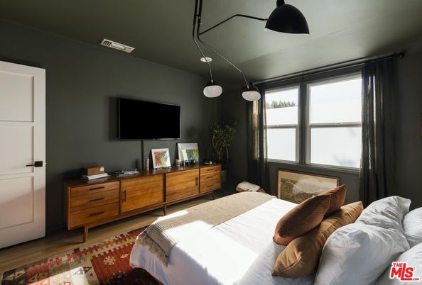 Bedroom, Interior, Pendant Lights, Wood Texture Flooring
