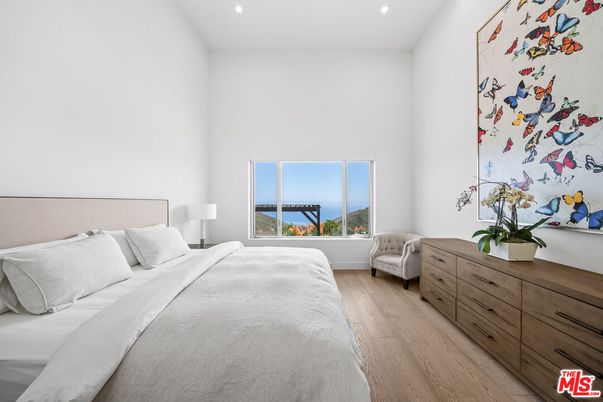 Bedroom, Interior, Recessed Lighting, Water, Wood Texture Flooring