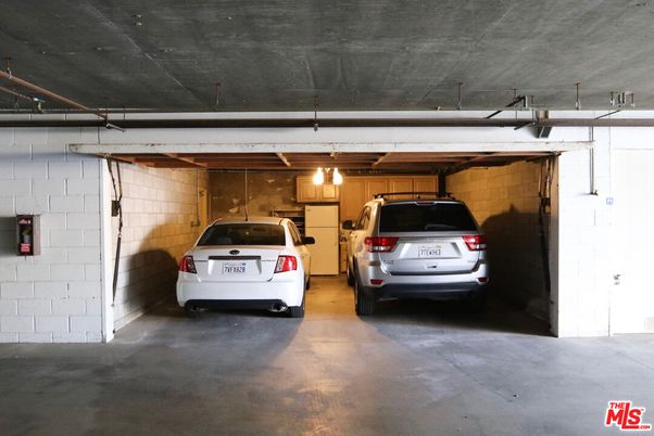 Garage, Interior, Stone Walls