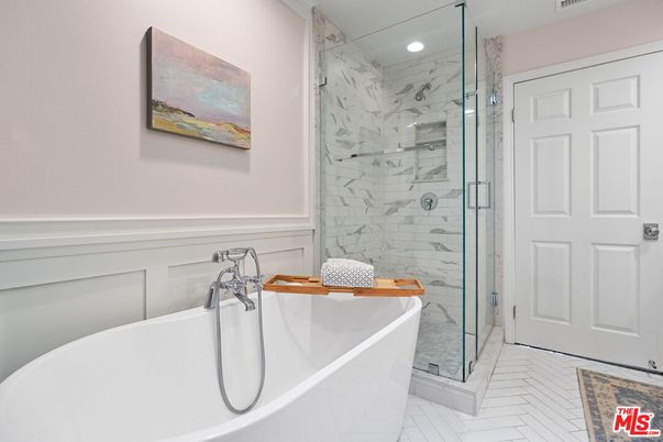 Bathroom, Free Standing Baths, Glass Shower, Interior, Marble Walls, Recessed Lighting
