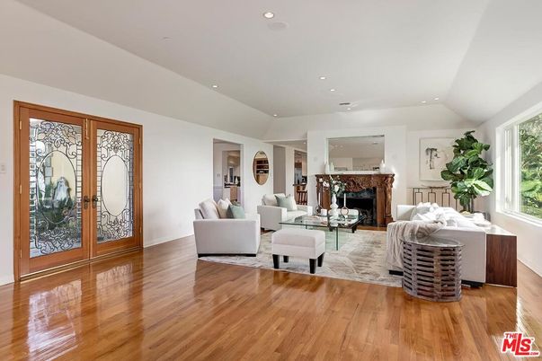 Fireplace, Interior, Living room, Recessed Lighting, Wood Texture Flooring