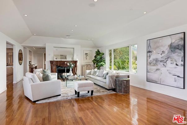 Fireplace, Interior, Living room, Recessed Lighting, Wood Texture Flooring