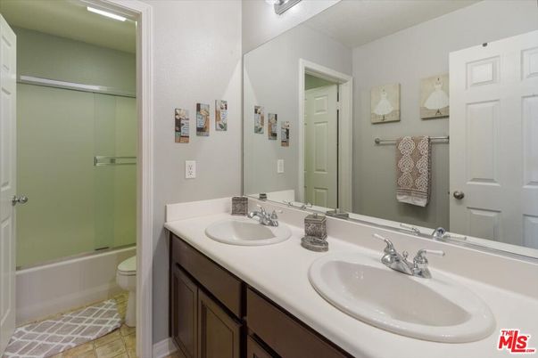 Bathroom, Dual Sink Vanities, Glass Shower, Interior