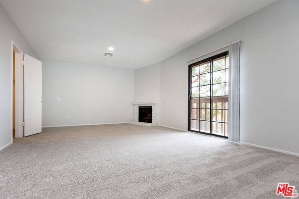 Empty room, Fireplace, Interior, Recessed Lighting