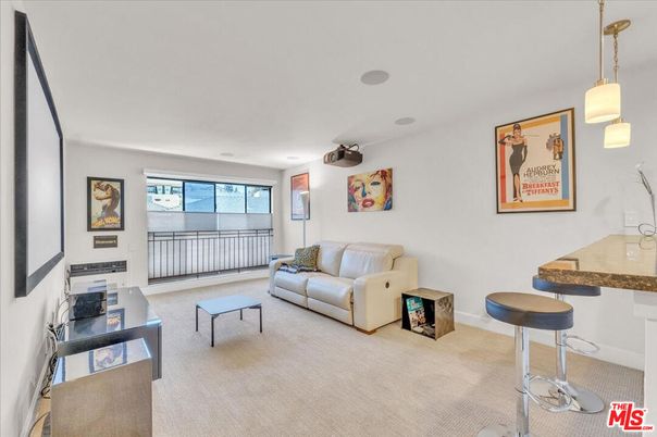 Interior, Living room, Pendant Lights