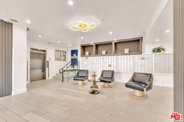 Elevator, Interior, Recessed Lighting, Wood Texture Flooring