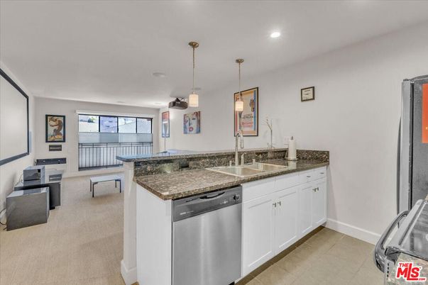 Interior, Kitchen, Pendant Lights, Recessed Lighting