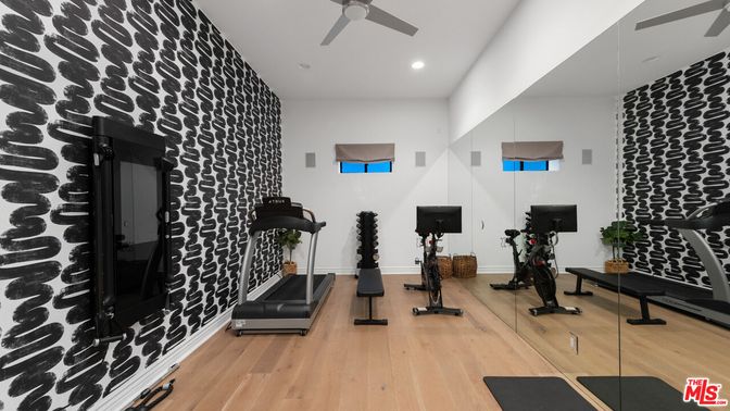 Fitness Equipment, Interior, Recessed Lighting, Wood Texture Flooring