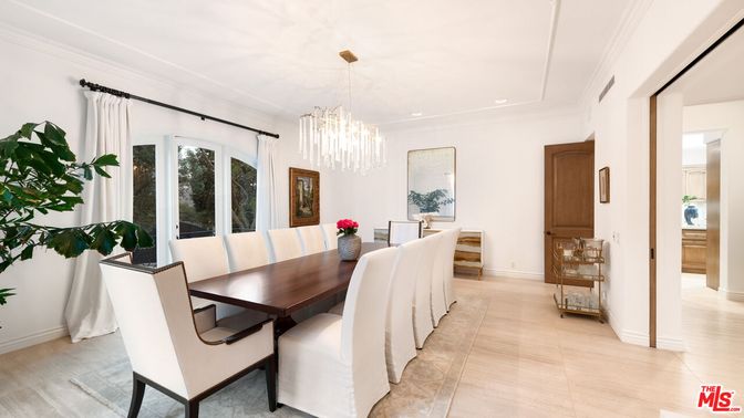 Chandelier, Dining room, Interior, Recessed Lighting