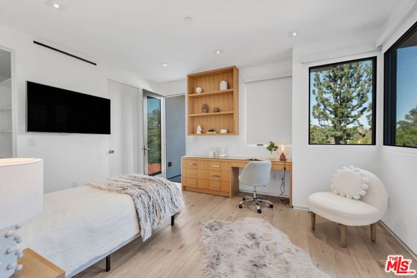 Bedroom, Home Office, Interior, Recessed Lighting, Wood Texture Flooring
