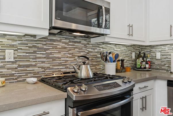 Interior, Kitchen, Stainless Steel Appliances