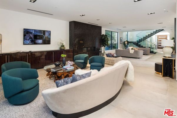 Fireplace, Interior, Living room, Recessed Lighting