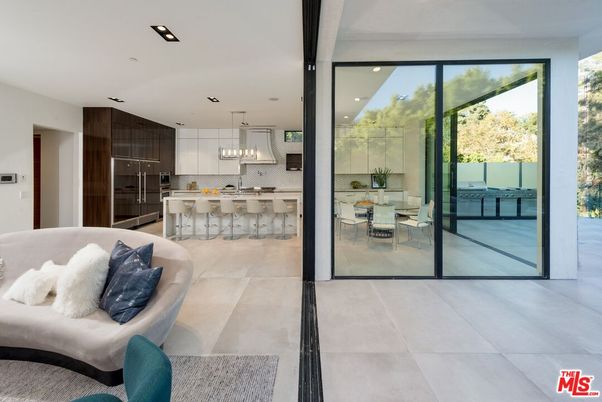 Dining room, Interior, Kitchen, Pendant Lights, Recessed Lighting