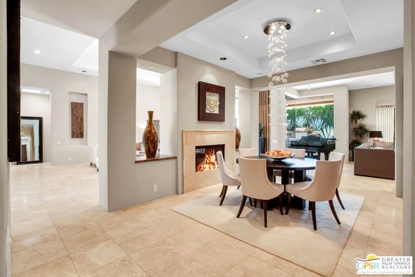 Dining room, Fireplace, Interior, Pendant Lights, Piano, Recessed Lighting