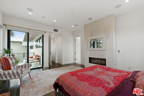 Bedroom, Fireplace, Interior, Recessed Lighting, Wood Texture Flooring