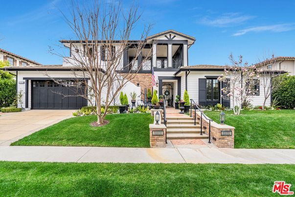 Attached, Backyard, Exterior, Facade, Mediterranean