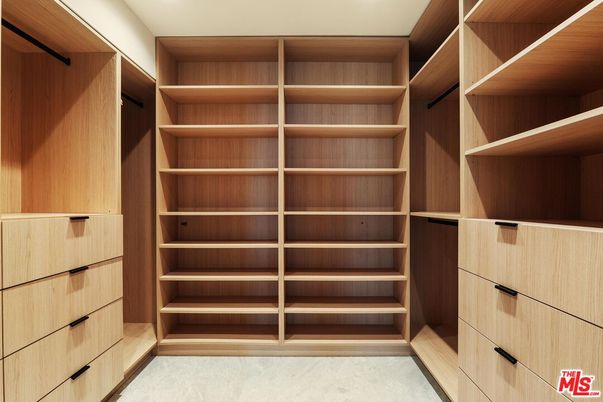 Interior, Recessed Lighting, Walk-in Closets