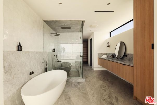 Bathroom, Dual Sink Vanities, Free Standing Baths, Glass Shower, Interior, Recessed Lighting