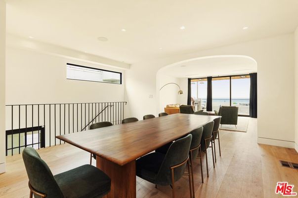 Dining room, Interior, Recessed Lighting, Water, Wood Texture Flooring
