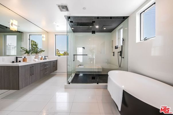Bathroom, Dual Sink Vanities, Free Standing Baths, Glass Shower, Interior, Recessed Lighting