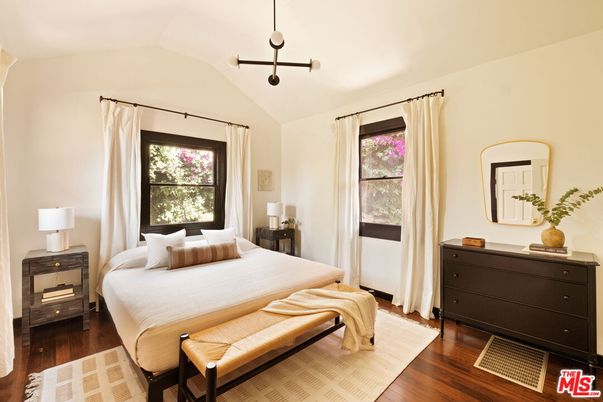 Bedroom, Interior, Pendant Lights, Wood Texture Flooring