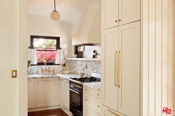 Interior, Kitchen, Marble Walls, Pendant Lights, Wood Texture Flooring