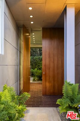 Exterior, Recessed Lighting