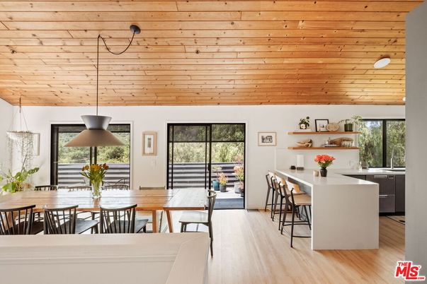 Dining room, Interior, Kitchen, Pendant Lights, Wooden Ceilings, Wood Texture Flooring