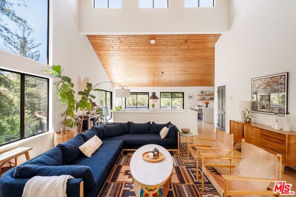 Interior, Living room, Pendant Lights, Wooden Ceilings, Wood Texture Flooring